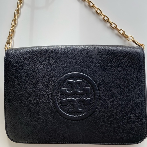 Tory Burch Handbags - Tory Burch black pebbled clutch with gold chain
